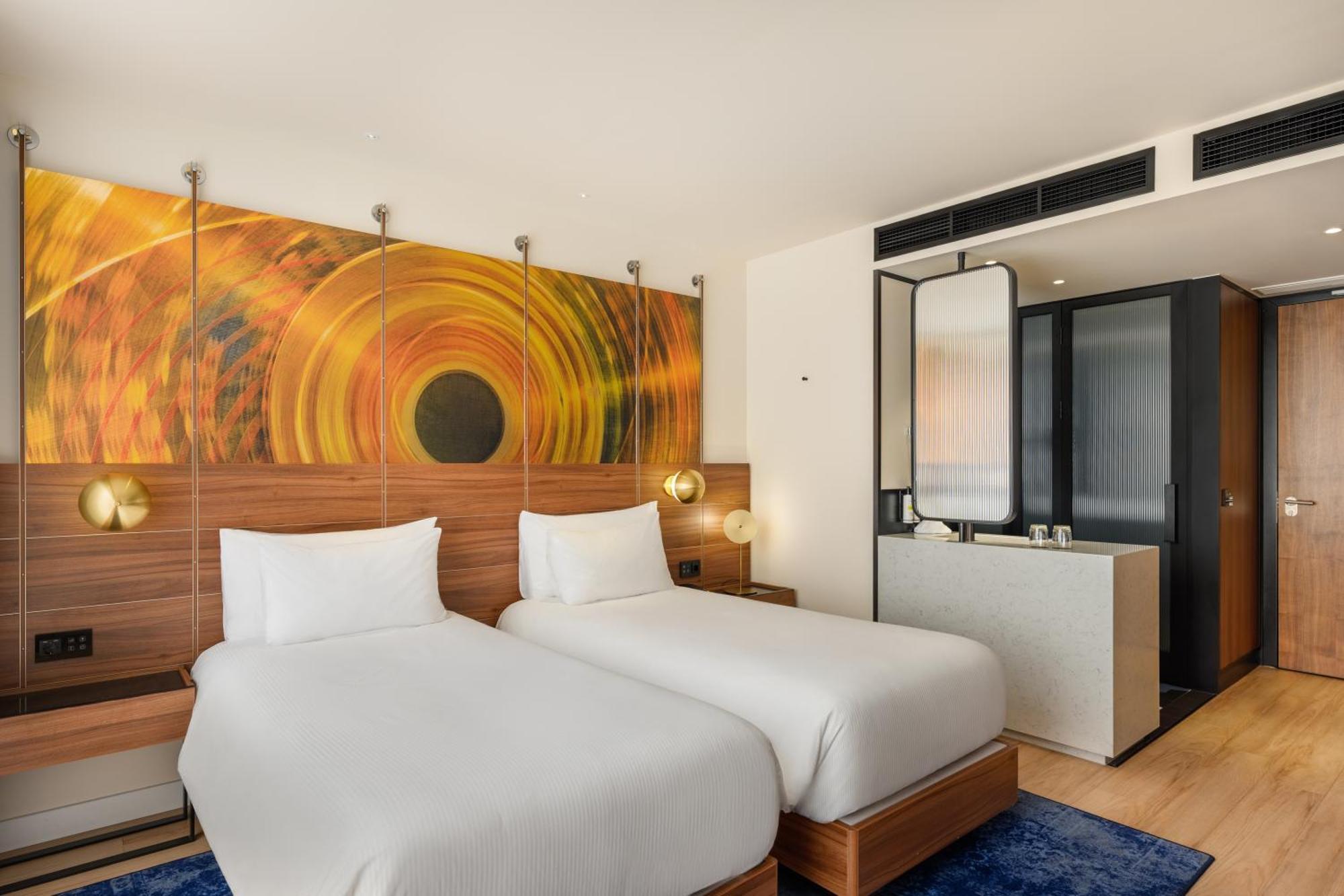 Pullman Budapest Exterior photo Deluxe room