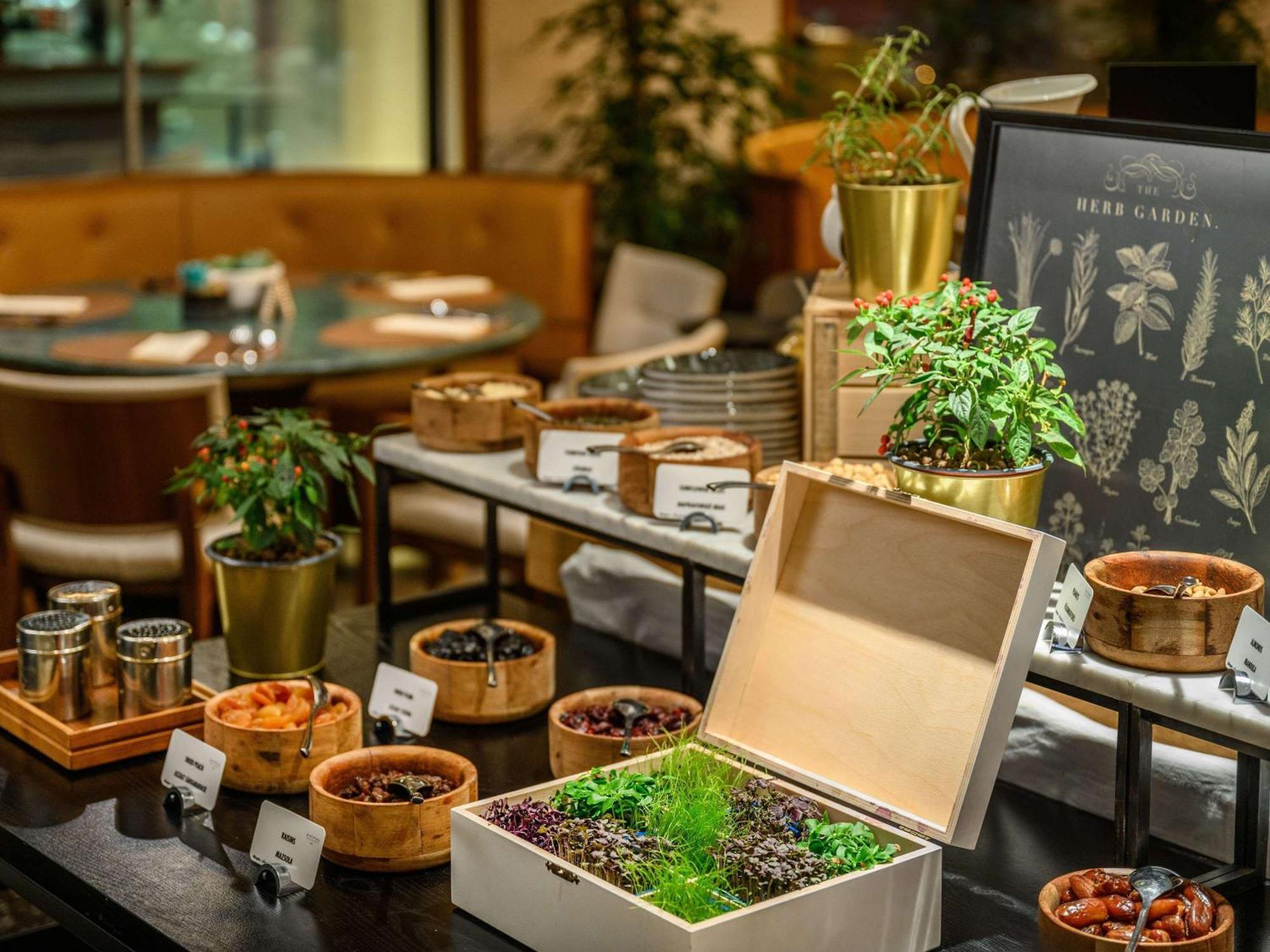 Pullman Budapest Exterior photo The Herb Garden at the restaurant