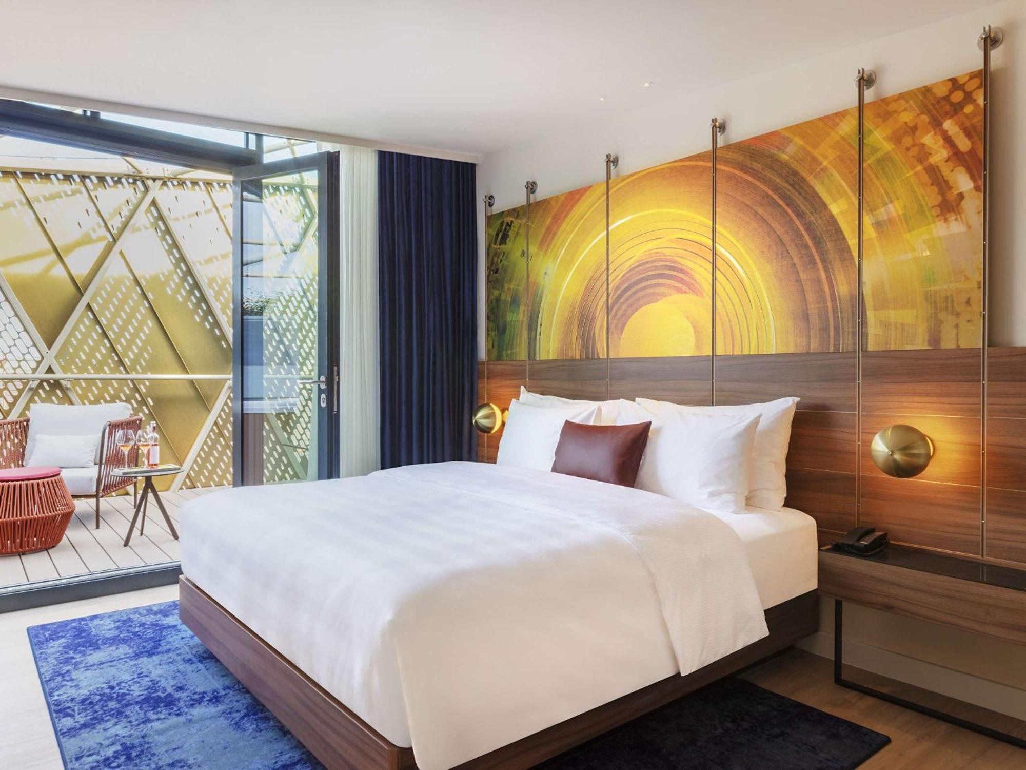 Pullman Budapest Exterior photo Deluxe Room